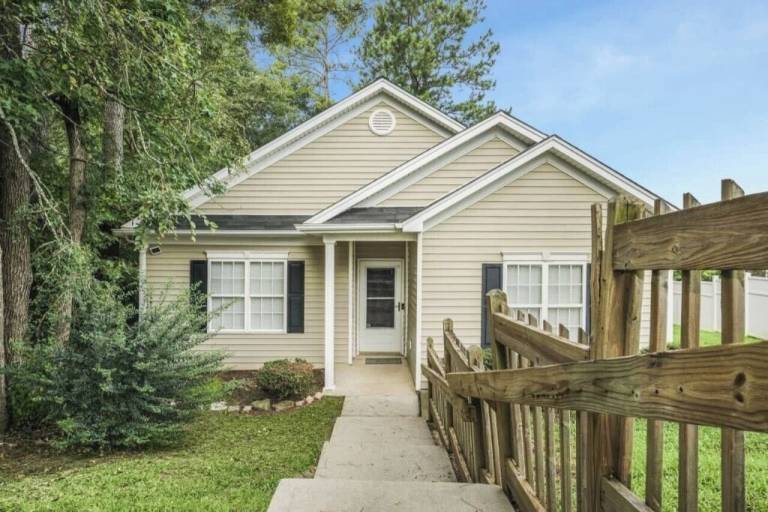 House  Clayton