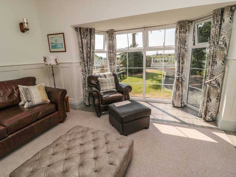 Cottage with garden | Beach view — photo 5