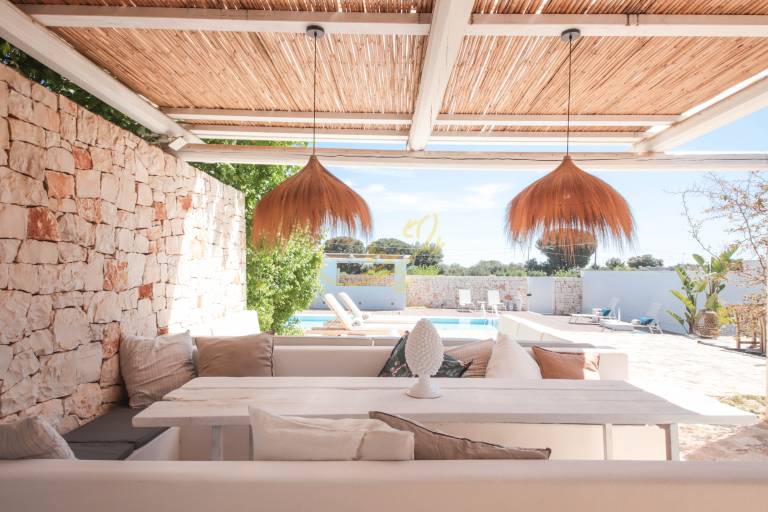 Vacation home with private pool, barbeque & garden | Garden view — photo 2