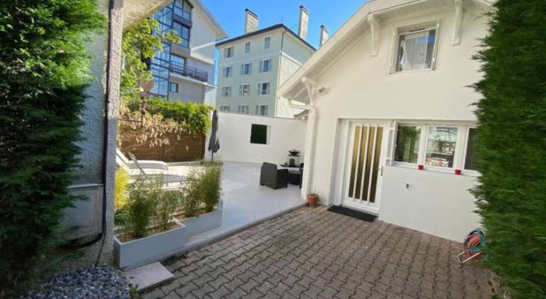 Tiny House - town house in the centre of Annecy terrace & air conditioning in Annecy