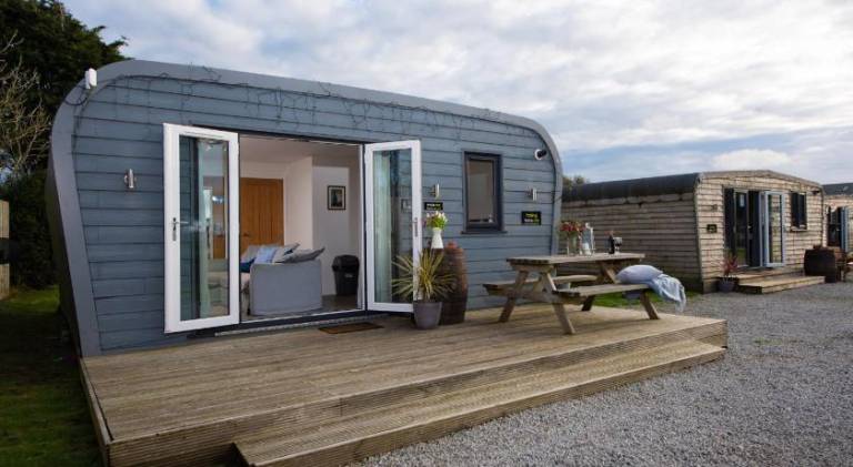 Wheal Tor- Beautifully Fitted Wooden Lodge Helston Cornwall — photo 3