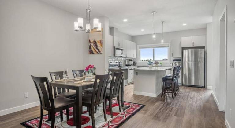 House  Airdrie