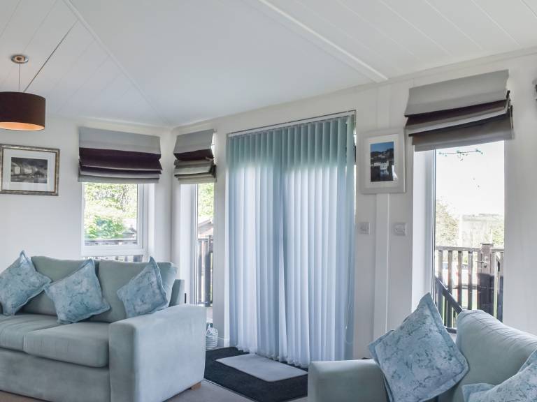 Child-friendly cottage with terrace & garden | River view | Dogs allowed — photo 3