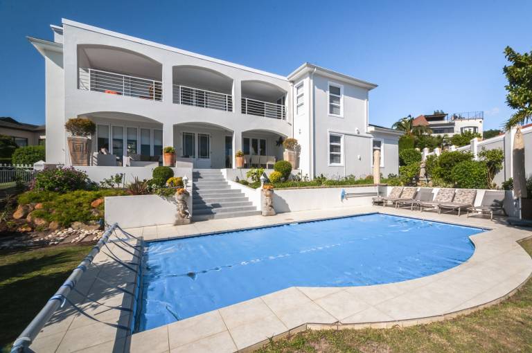 Villa Somerset West