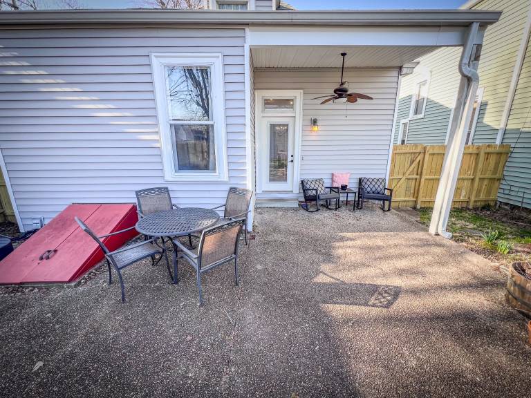 House  New Albany