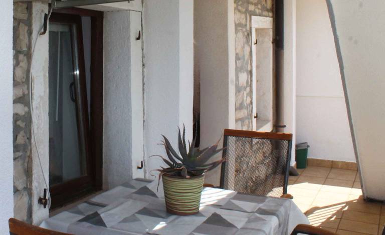 Holiday flat with balcony and air conditioning — photo 5