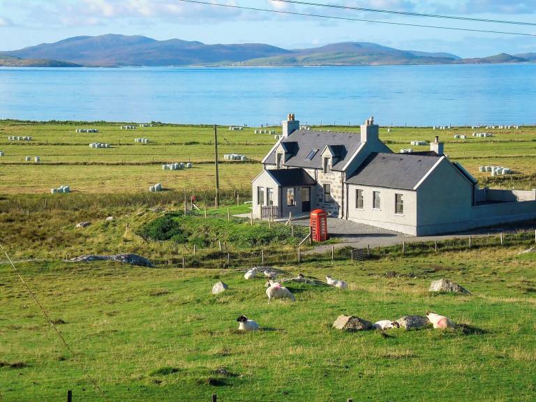 Cottage Lochboisdale