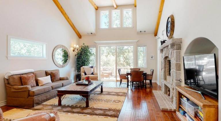 Spacious vacation home | Pets are welcome — photo 4