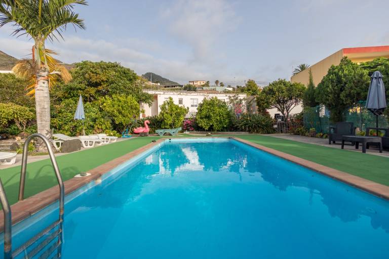 Lightbooking Luymar 2 BR Villa de Mazo con piscina