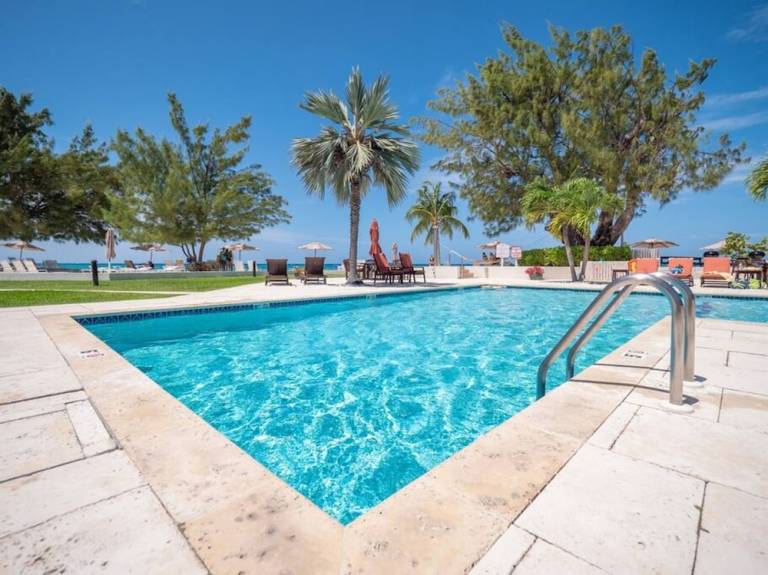 Apartment Seven Mile Beach