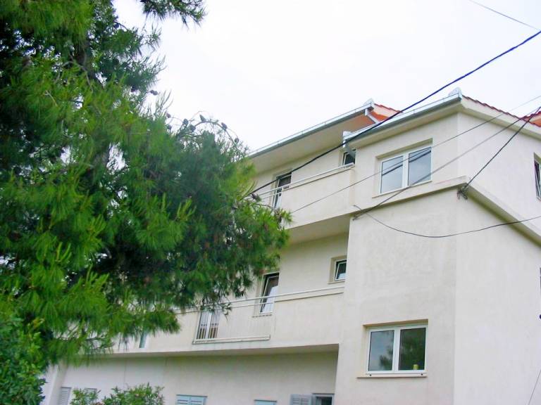Apartament  Slatine