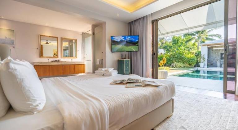Botanica 4 BR Villa Layan Beach — photo 2