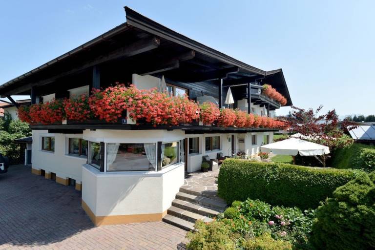 Ferienhaus mit Hund in Sankt Johann in Tirol f&uuml;r max. 2 Personen