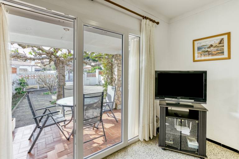 Holiday Home "Casa Dalies" with Garden, Terrace and Wi-Fi — photo 4