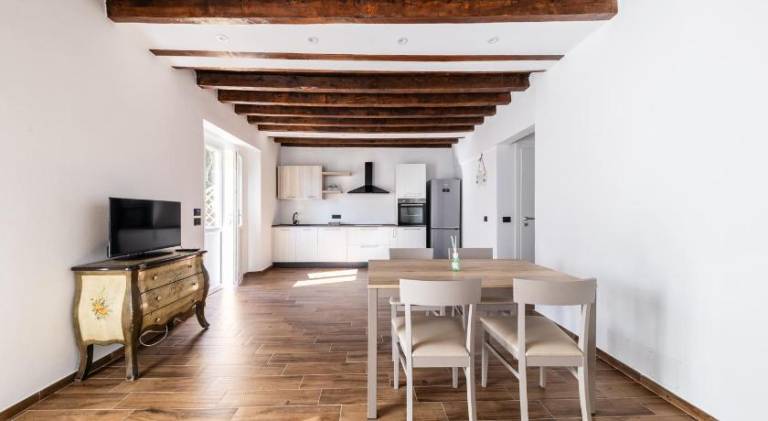 Beautiful rental apartment | Pets allowed in Genoa