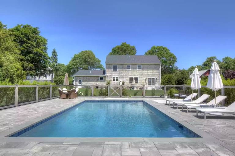 House  Dartmouth