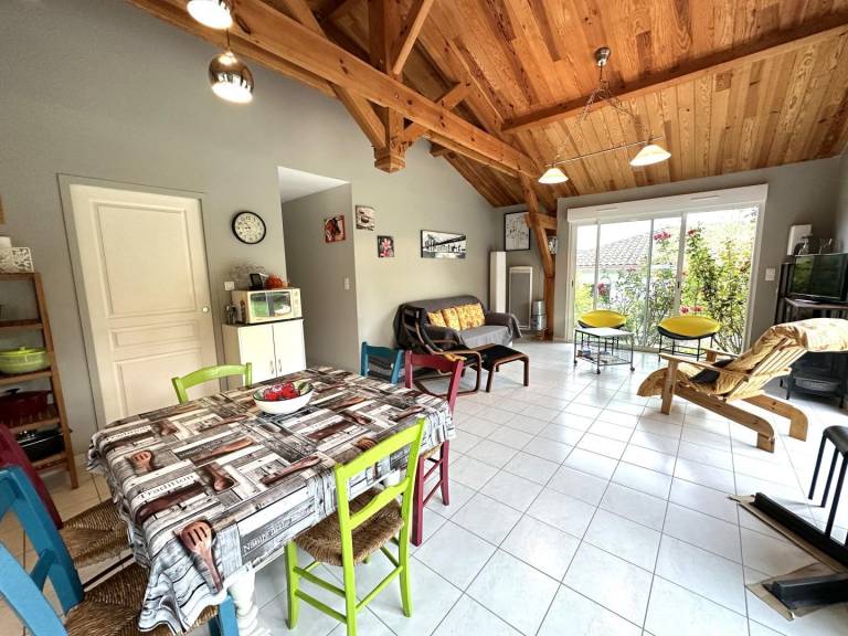 Gite with terrace, yard & barbecue — photo 3
