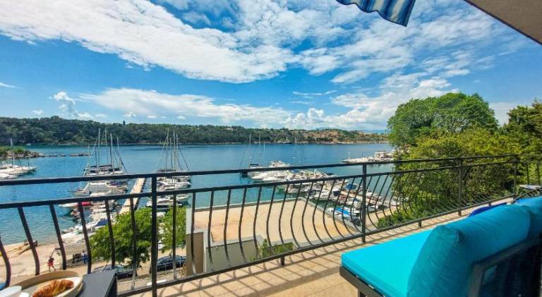 Rental apartment with 3 rooms for 5 persons — photo 4