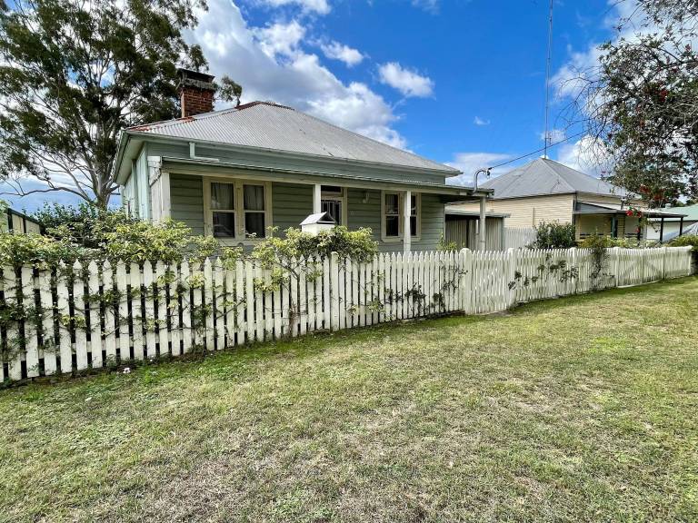Cottage Cessnock