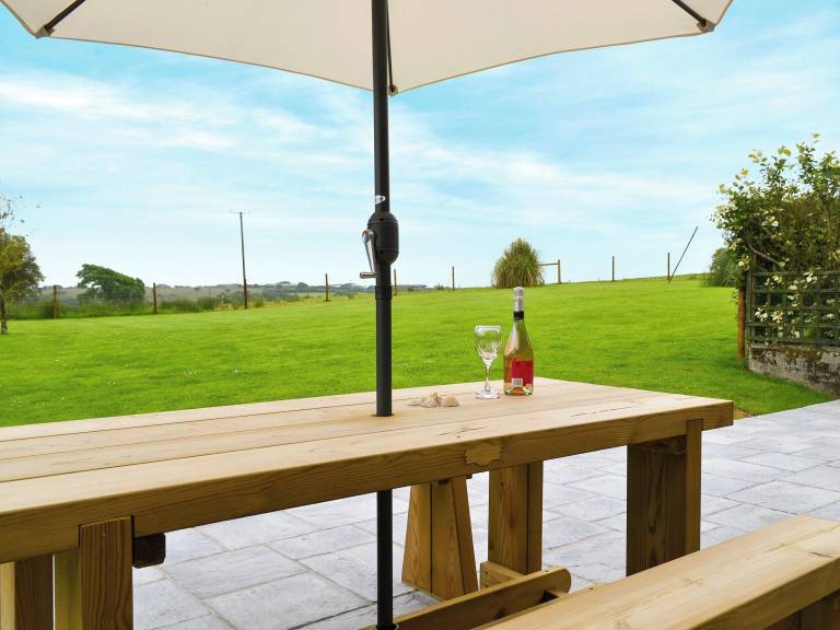 Cottage  Sutcombe