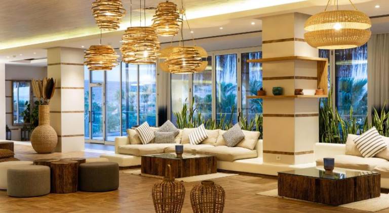 Design Plus Seya Beach Hotel — photo 3
