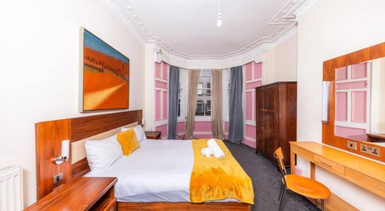 Wonderful rental apartment | Near Holyrood Palace | Pets are welcome — photo 2
