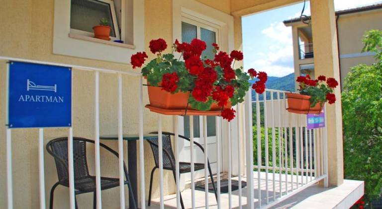 Apartments Kolmanic, sea view, free privat parking — photo 5