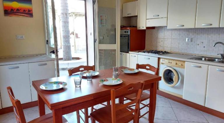 House with 2 rooms for 6 persons — photo 3