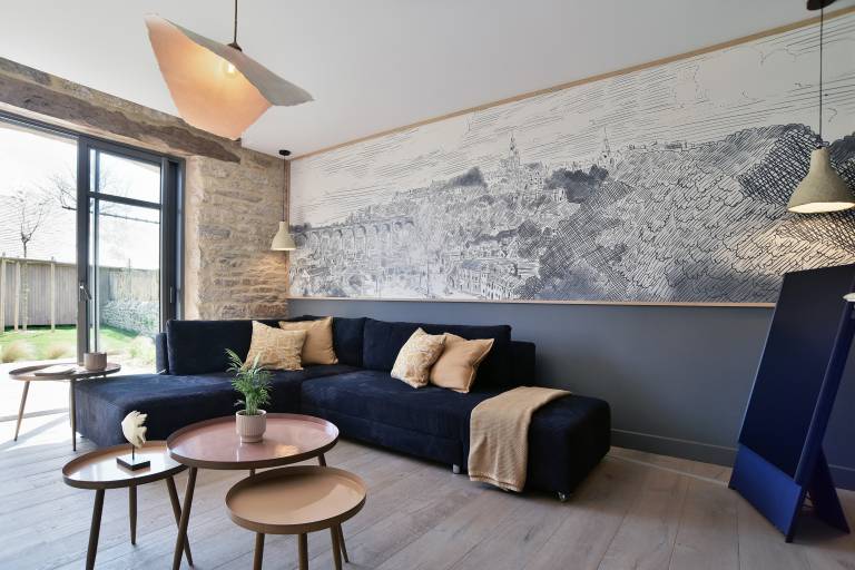 Family-oriented vacation home with garden, terrace & hot tub | Pet-friendly — photo 2