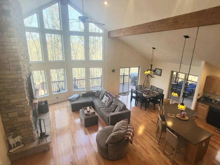 Cabin Hedgesville