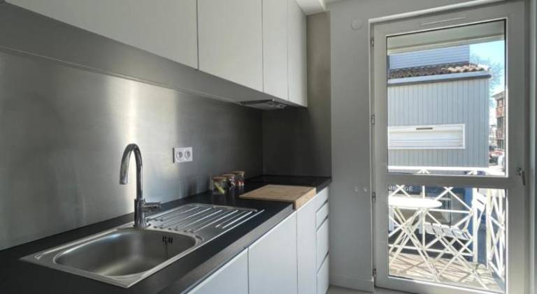Apartment with 1 room for 4 persons — photo 3