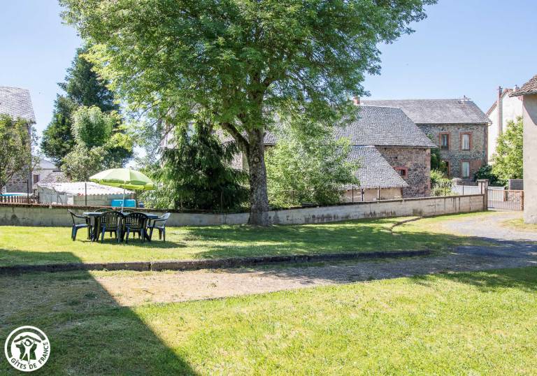 Pleasant gite with garden | Pets are welcome — photo 2