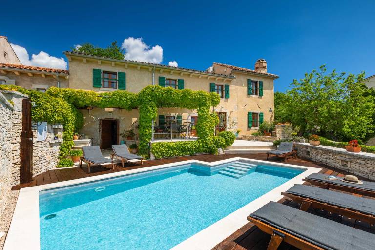 Villa Trget
