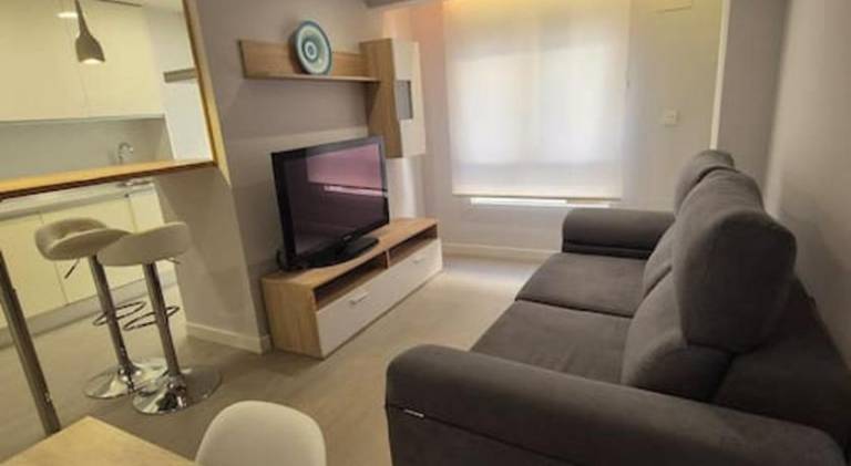 Apartment with 2 rooms for 4 persons in Gijon