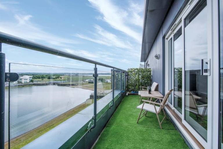 Apartment  Llanelli