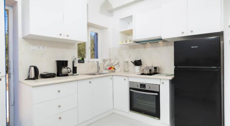 Holiday apartment with 2 rooms for 6 persons — photo 4