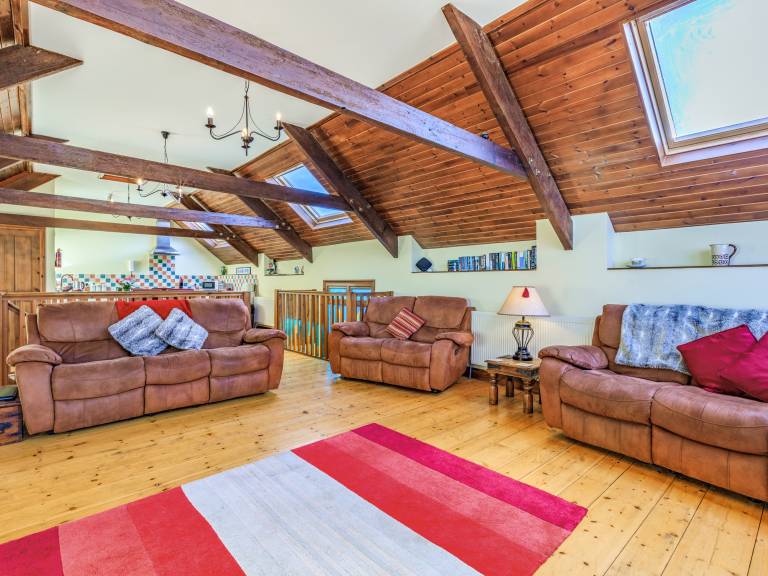 Family-oriented cottage with barbecue & garden | River view | Pets are welcome — photo 5