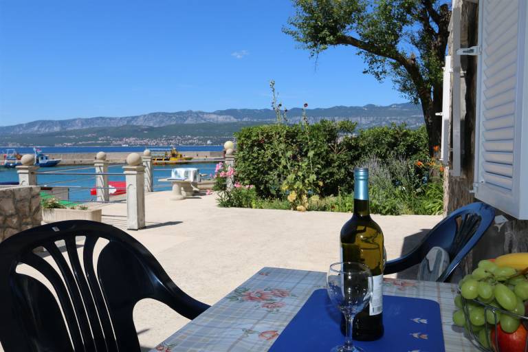 Apartment with barbeque & terrace | Sea view — photo 3
