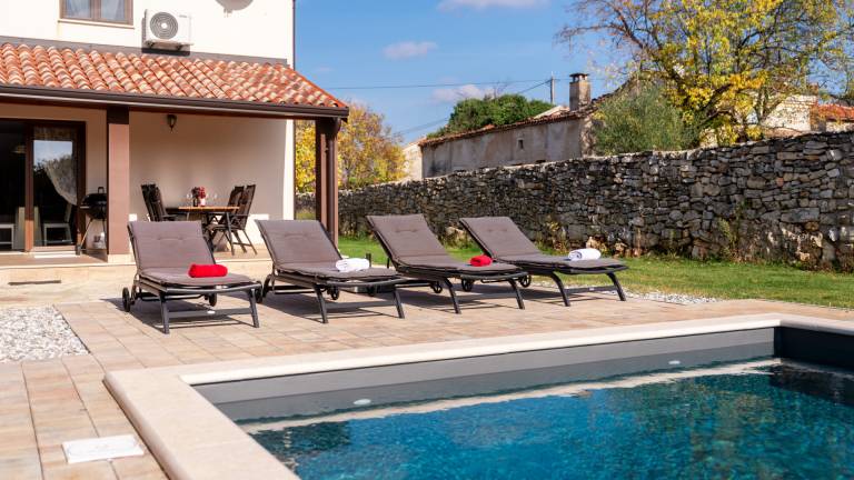 Beautiful Villa Casa Noemi with pool in Porec — photo 2