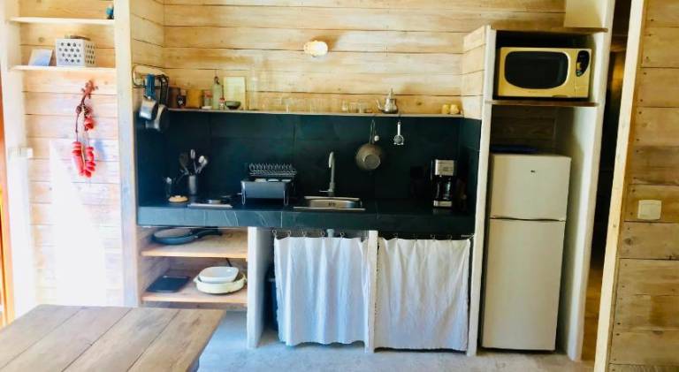 House with 2 rooms for 4 persons — photo 3