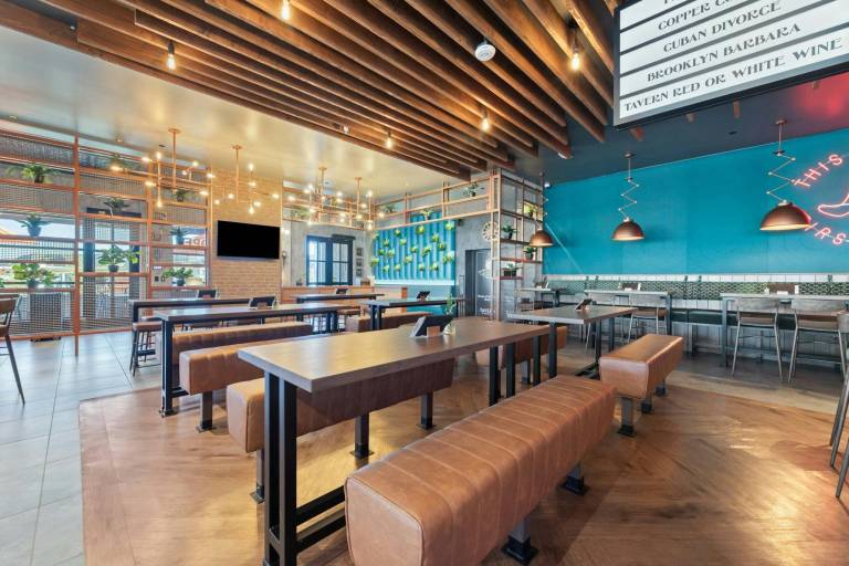 Sandman Signature Dallas Las Colinas Hotel & Suites — photo 5