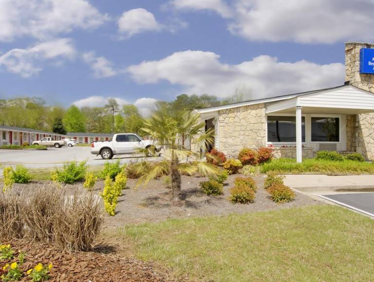 Americas Best Value Inn Conyers — photo 5