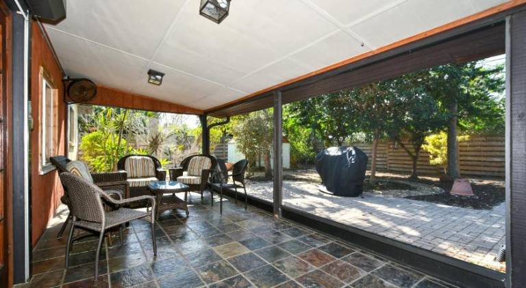 House with pool | Pets allowed — photo 5