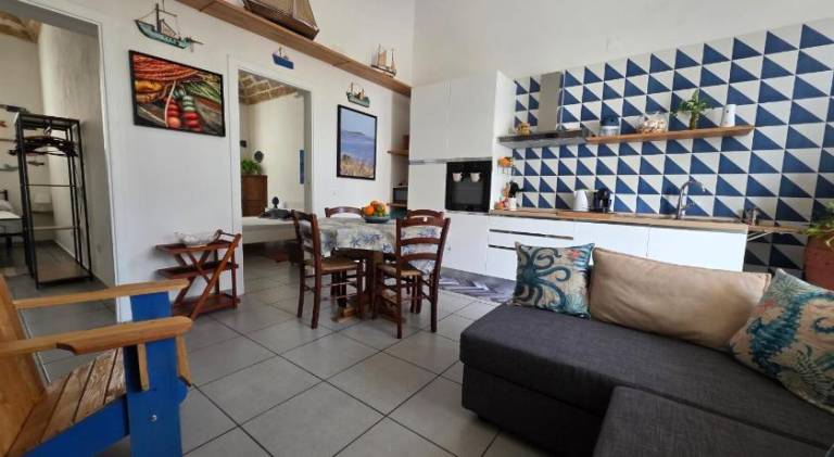 Rental apartment with 2 rooms for 4 persons — photo 2
