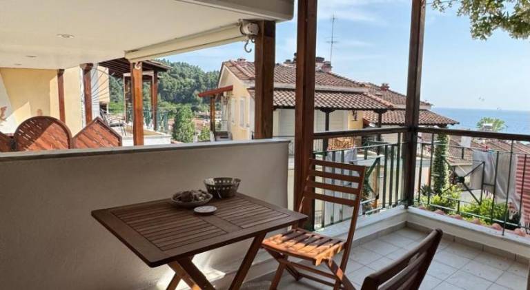 Apartment with patio | Close to the beach | Pets allowed in Kassandra