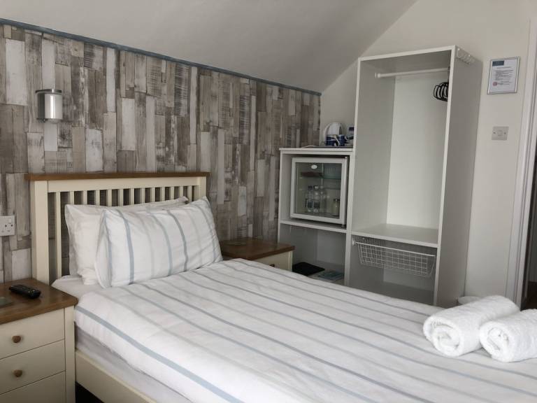 Bed and breakfast  Hayle