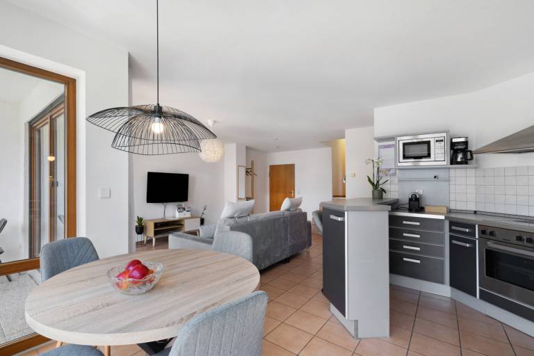 Ferienwohnung Seeside mit Seeblick Balkon und Wi Fi