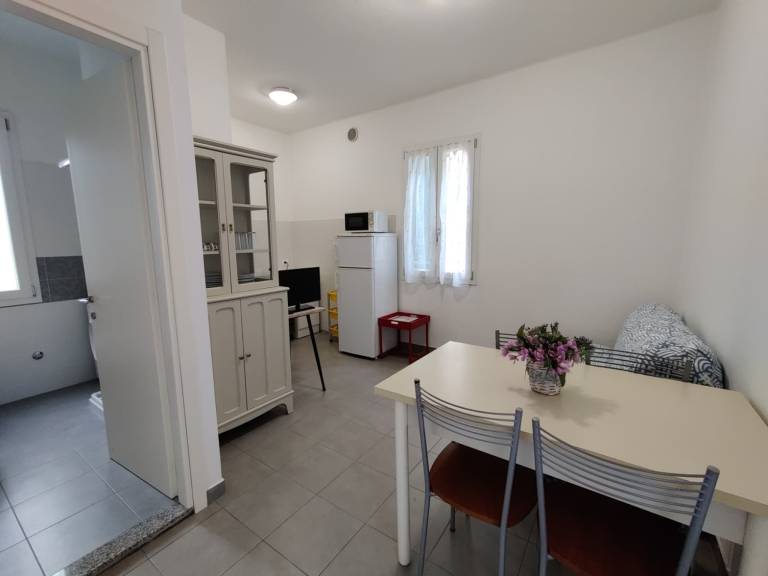 Holiday apartment with 2 rooms for 5 persons in Caorle