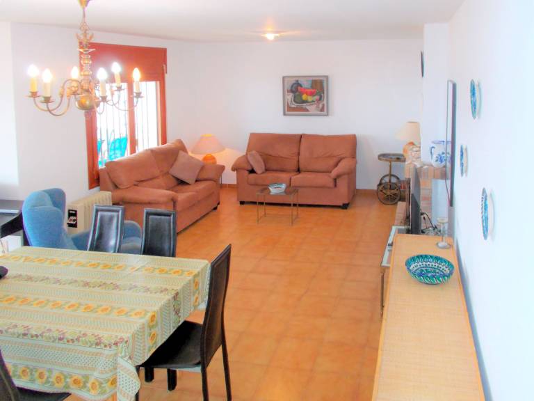 Vacation home with terrace, private pool & garden | Sea view — photo 3