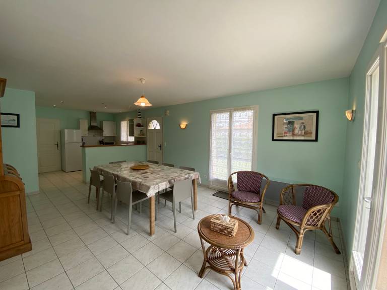 Vacation home with barbeque — photo 5